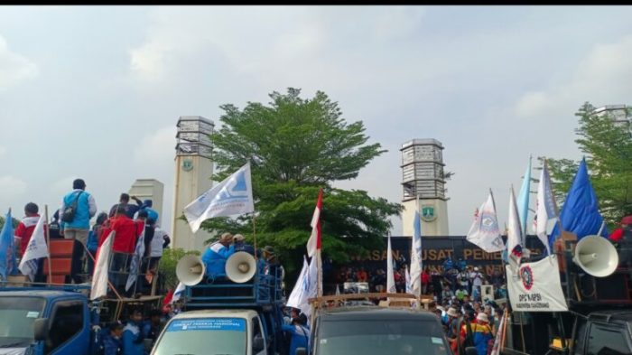 Review kerja di nikomas